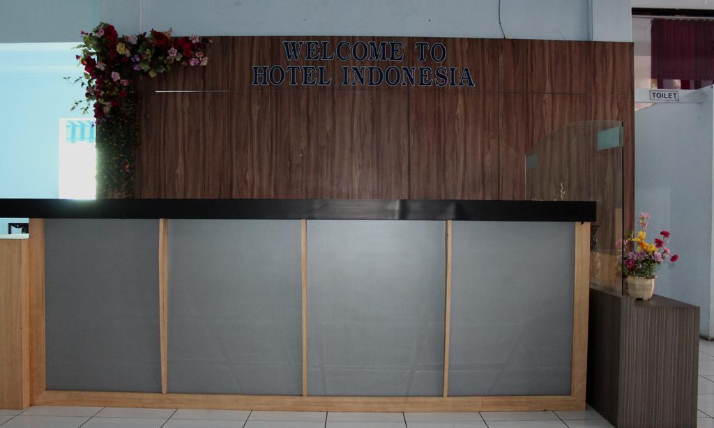Hotel Indonesia ペカロンガン エクステリア 写真